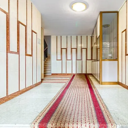 Apartment Delle Casse 4 *