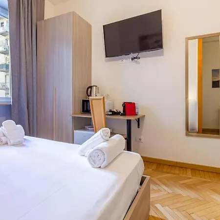 Delle Casse 4 公寓 *