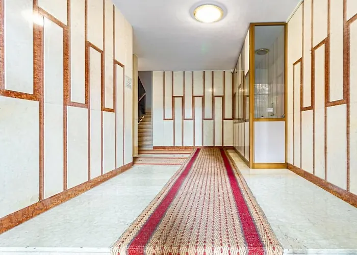 Apartment Delle Casse 4 *